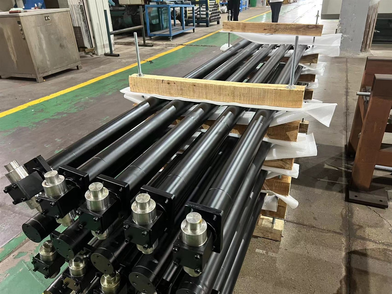 product-1600-1200 product-1600-1200